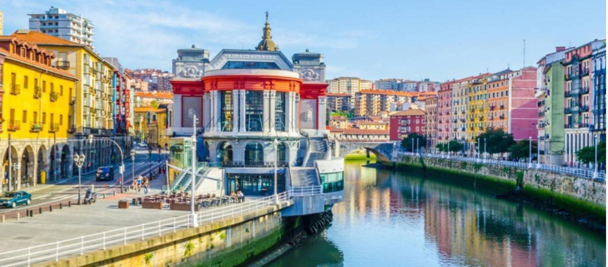 A 5 Minutos Andando Del Casco Viejo, Ayuntamiento, Plaza Circular Y Gran Via De Bilbao Y Proximo A Las 2 Lineas De Metro Eksteriør bilde